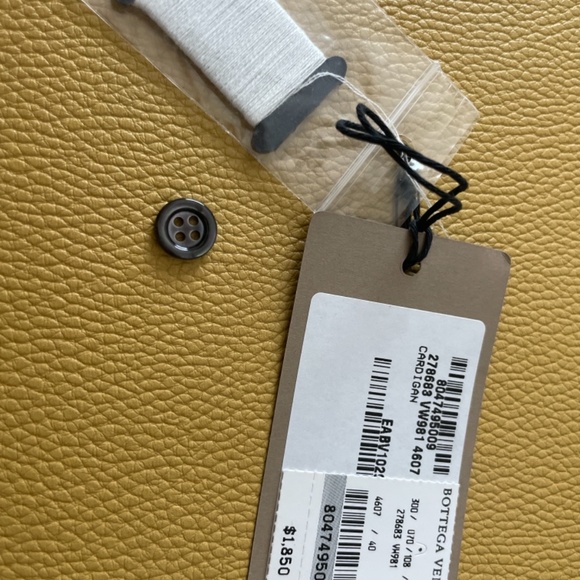 Bottega Veneta - Picture 2 of 3